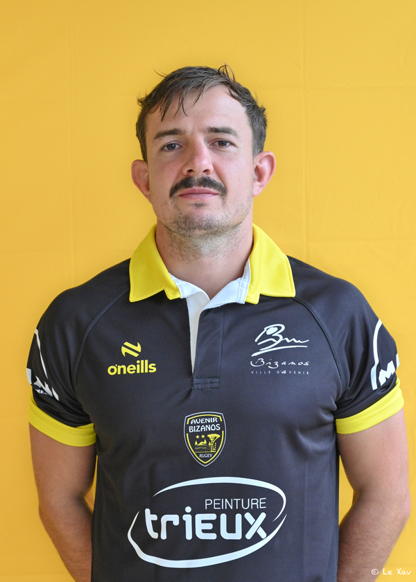 https://bizanosrugby.fr/wp-content/uploads/2025/11/DARRICAU_Jean-Baptiste.jpg